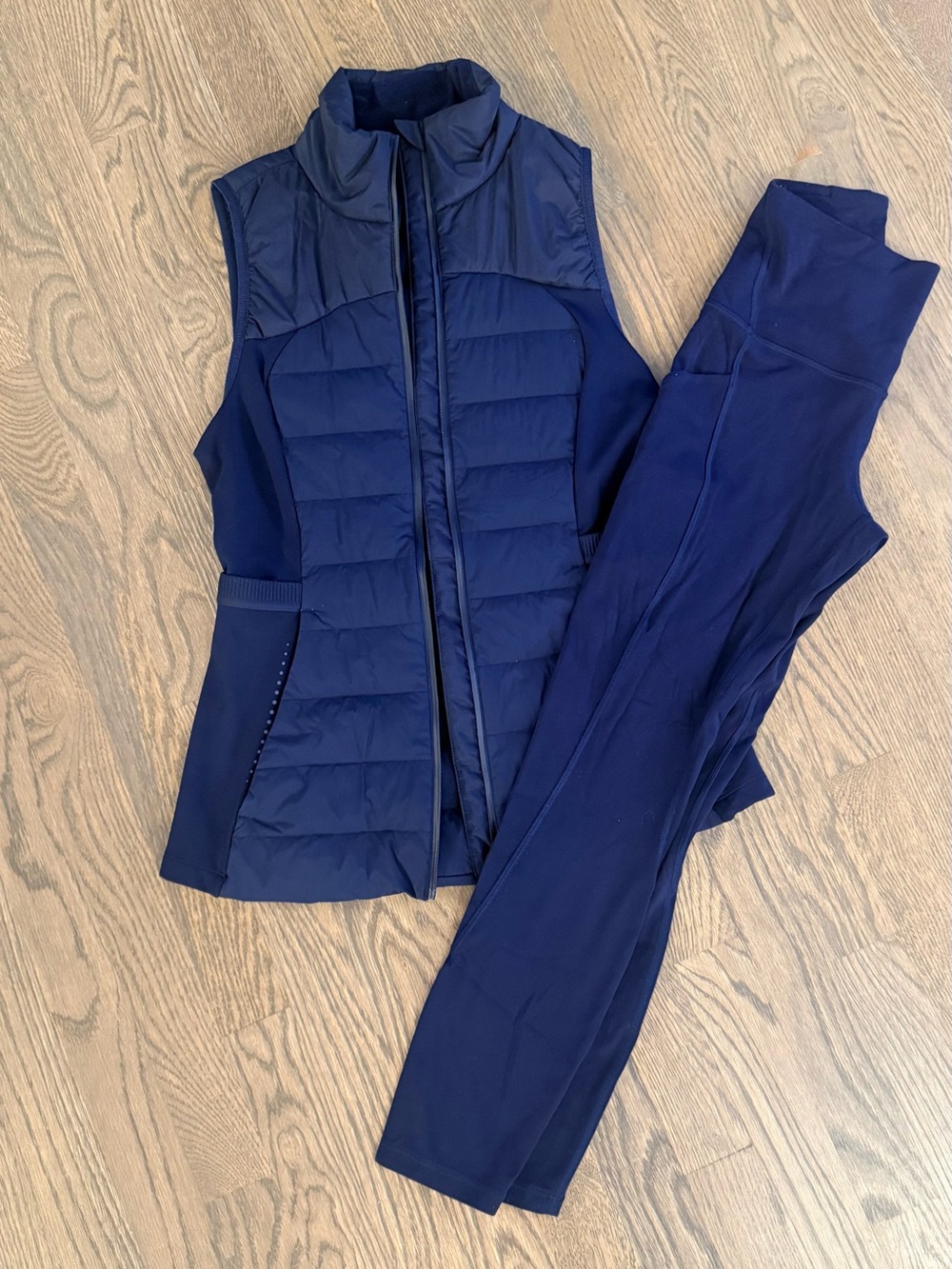 lululemon athletica Navy Quilted Vest Matching Leggings sz 6 vest sz 4 leggings